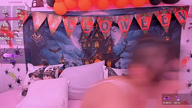 Snapshot of charlotte-11 chatting on 10/17/25, 03:03 charlotte-11 online show from 10/17/25, 03:03