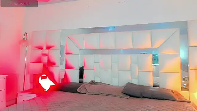 Victoria Kastelo online show from 04/18/26, 08:53