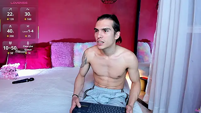  Tattoo Couple online show from 03/09/26, 02:21