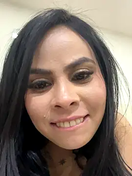 Snapshot of Julieta_Coopeer_ chatting on 09/19/25, 10:43 Julieta Coopeer online show from 09/19/25, 10:43