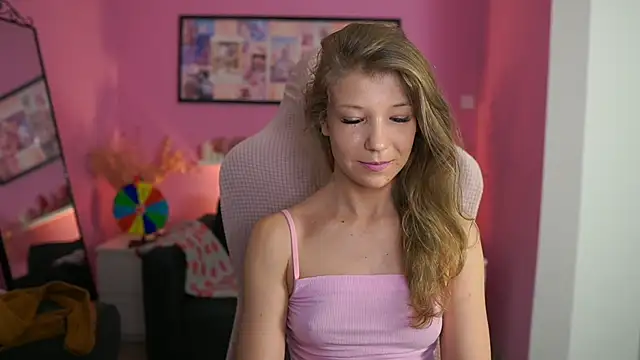 missicute online show from 04/07/26, 06:08