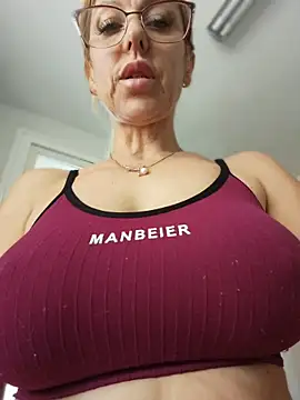 blondyruby online show from 05/15/26, 12:34