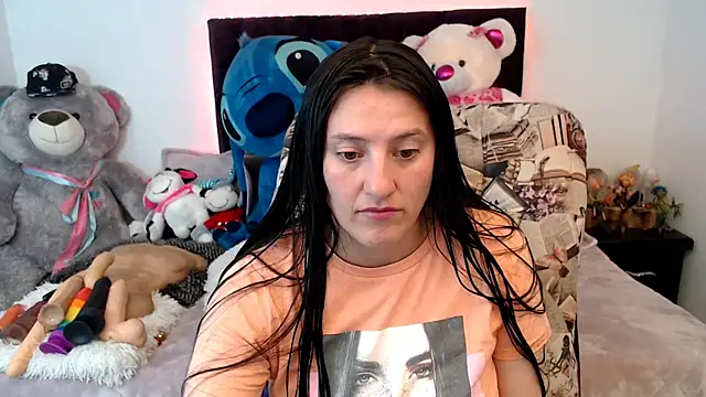 Lorenahot 06 online show from 11/07/25, 06:52