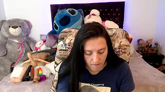 Lorenahot 06 online show from 02/12/26, 07:09