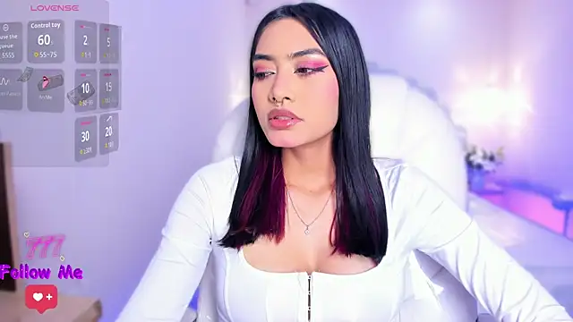 AzuraKindong online show from 06/19/26, 07:28