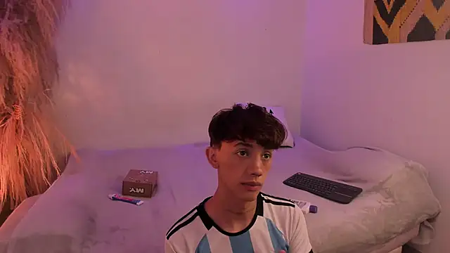 Tomy Rox online show from 02/05/25, 08:57