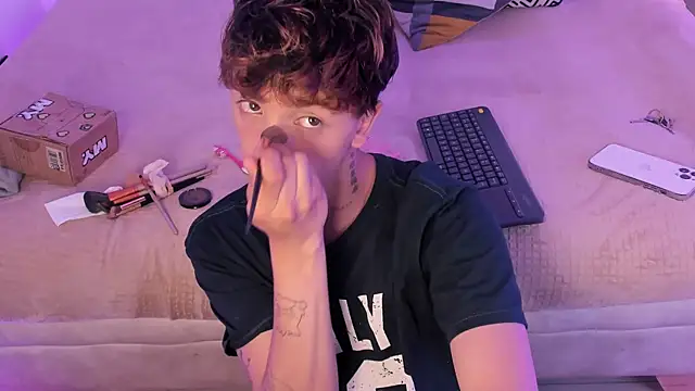 Tomy Rox online show from 09/30/25, 08:47