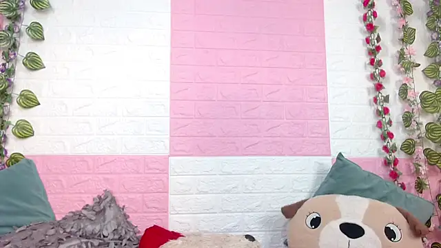 AnyaFloyd69 online show from 02/27/25, 09:36