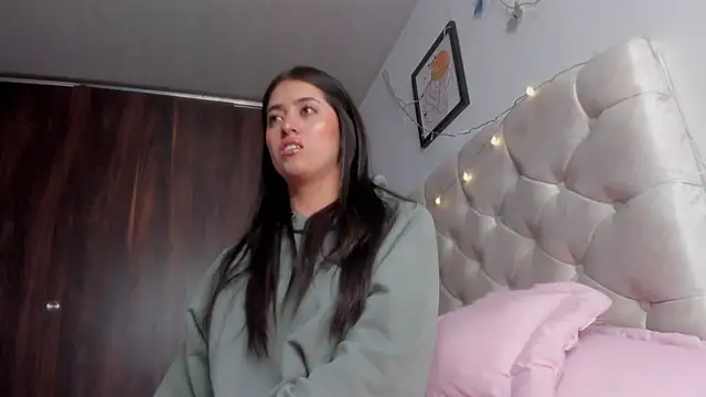 ChanellGV online show from 01/30/25, 06:21