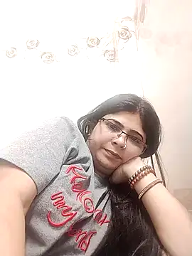 Snapshot of Husnpari20 chatting on 01/01/25, 05:11 Husnpari20 online show from 01/01/25, 05:11