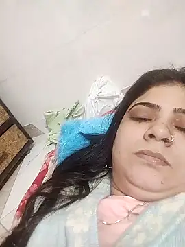 Snapshot of Husnpari20 chatting on 01/10/25, 03:39 Husnpari20 online show from 01/10/25, 03:39