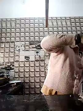 Snapshot of Husnpari20 chatting on 01/23/25, 04:52 Husnpari20 online show from 01/23/25, 04:52