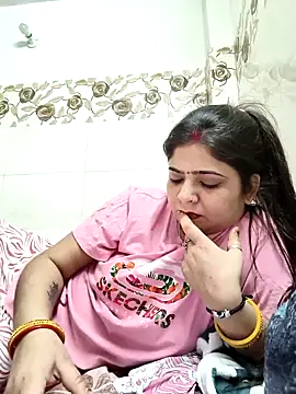 Snapshot of Husnpari20 chatting on 03/09/25, 05:06 Husnpari20 online show from 03/09/25, 05:06