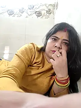 Snapshot of Husnpari20 chatting on 11/17/25, 04:29 Husnpari20 online show from 11/17/25, 04:29