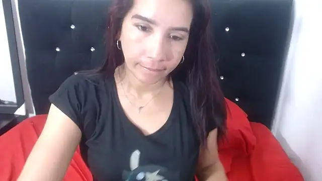 Snapshot of Ainhoa-hot chatting on 09/08/25, 07:46 Ainhoa-hot online show from 09/08/25, 07:46