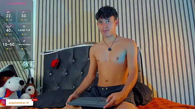 Angel esteban fx online show from 02/03/26, 07:41