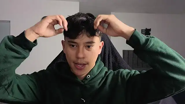 Angel esteban fx online show from 06/09/26, 07:25