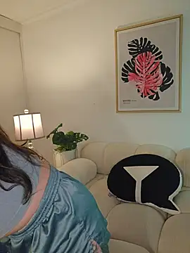 Snapshot of freya_bella_ chatting on 06/16/26, 09:23 freya bella online show from 06/16/26, 09:23