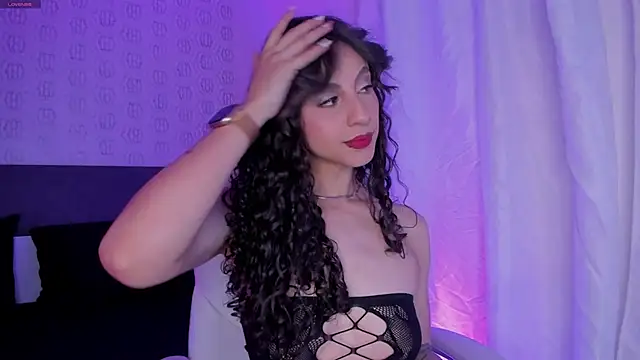 Snapshot of MiissCharlotte chatting on 01/17/25, 01:15 MiissCharlotte online show from 01/17/25, 01:15