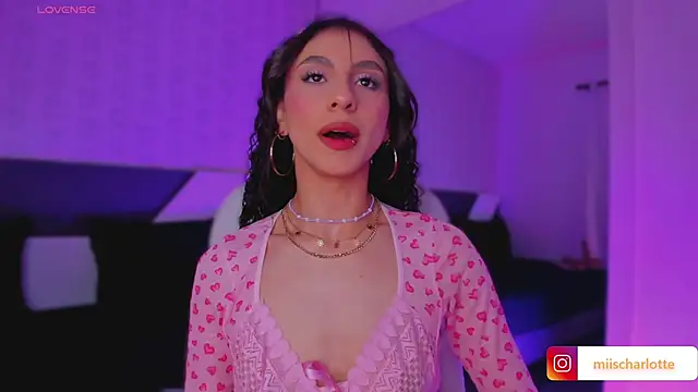 Snapshot of MiissCharlotte chatting on 03/01/25, 12:07 MiissCharlotte online show from 03/01/25, 12:07