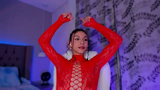 Snapshot of MiissCharlotte chatting on 10/11/25, 04:22 MiissCharlotte online show from 10/11/25, 04:22