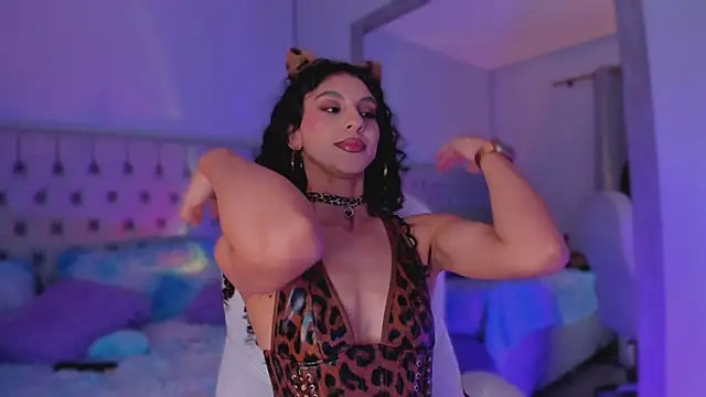 Snapshot of MiissCharlotte chatting on 10/29/25, 03:09 MiissCharlotte online show from 10/29/25, 03:09