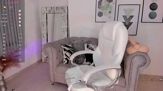 Aida adams online show from 01/07/25, 11:03