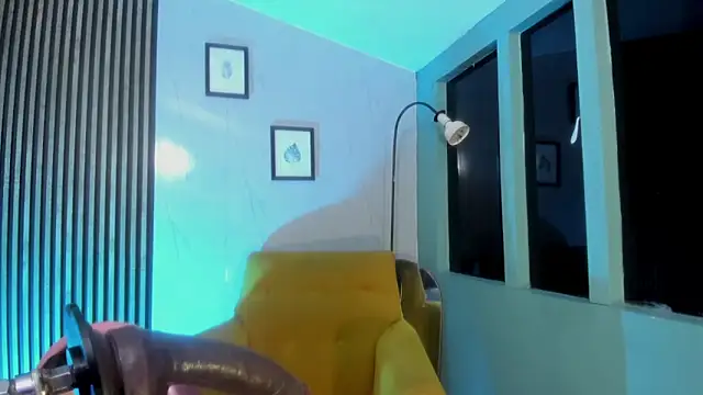 Red lady online show from 02/20/26, 03:47