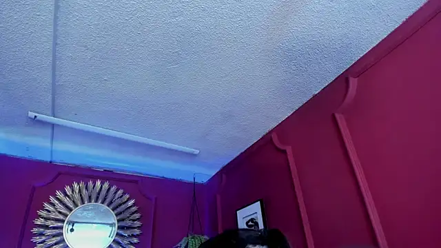 Red lady online show from 04/07/26, 03:40