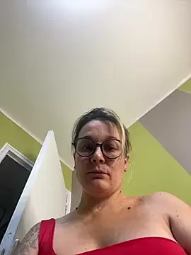 marinella07 online show from 12/17/24, 01:16