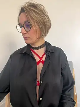 marinella07 online show from 03/11/25, 08:30