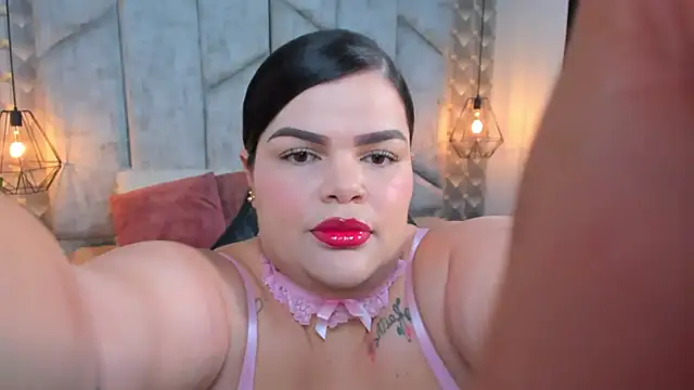 Snapshot of Sara_Thompsoon chatting on 03/10/26, 11:59 Sara Thompsoon online show from 03/10/26, 11:59