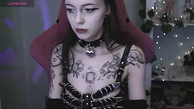 prettybones online show from 04/28/26, 10:48