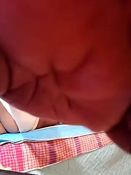 Snapshot of curvybigAssxx chatting on 12/02/25, 02:06 curvybigAssxx online show from 12/02/25, 02:06