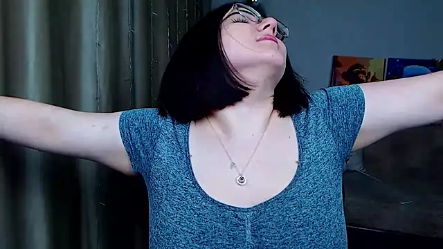 Crazy Bunya online show from 01/18/25, 02:12