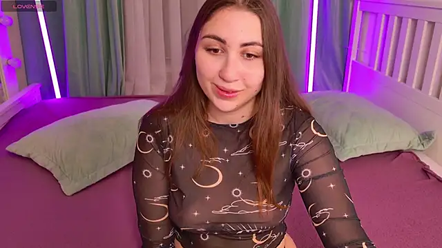 Snapshot of WinryRoss chatting on 12/04/25, 06:12 WinryRoss online show from 12/04/25, 06:12