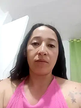 emilypoppy3 online show from 02/04/26, 09:09