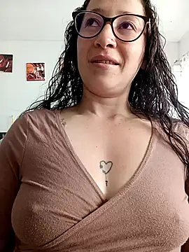 emilypoppy3 online show from 03/07/26, 08:06