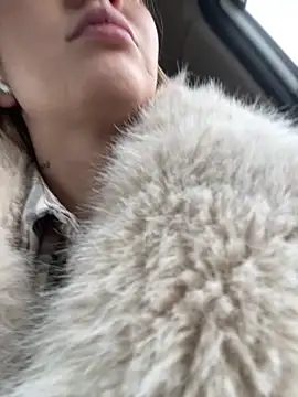 Snapshot of NewLale chatting on 03/15/25, 06:14 NewLale online show from 03/15/25, 06:14