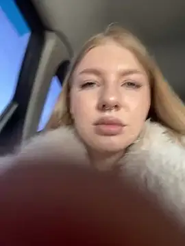 Snapshot of NewLale chatting on 03/17/25, 03:25 NewLale online show from 03/17/25, 03:25