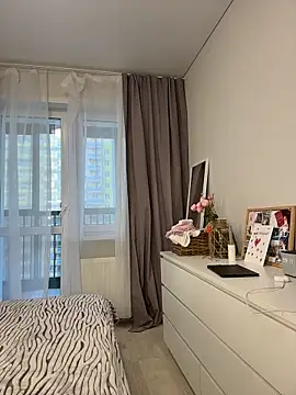 Snapshot of NewLale chatting on 02/19/26, 02:18 NewLale online show from 02/19/26, 02:18