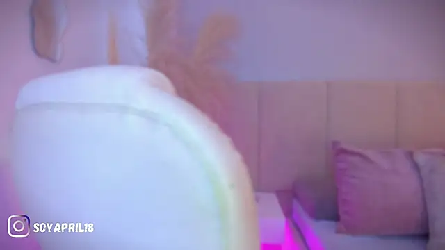 aprilebony  online show from 04/06/26, 10:38