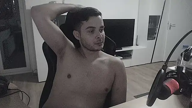 SharkLuigi online show from 01/25/25, 11:11