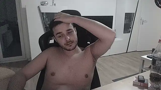 SharkLuigi online show from 02/02/25, 02:17