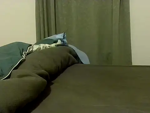 Snapshot of greeneyes0204 chatting on 02/07/26, 10:41 greeneyes0204 online show from 02/07/26, 10:41