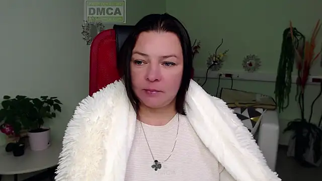 Lily flower7 online show from 09/26/25, 04:49