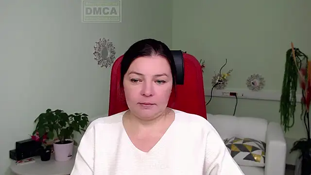 Lily flower7 online show from 10/20/25, 04:57