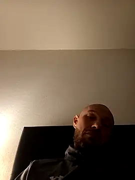 Guitccch online show from 04/03/26, 01:47