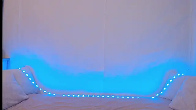 Snapshot of Emily_hardcore chatting on 09/11/25, 11:49 Emily hardcore online show from 09/11/25, 11:49