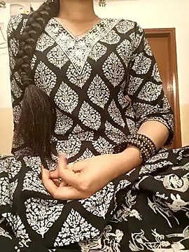 Snapshot of Ruchi-34 chatting on 04/16/26, 07:58 Ruchi-34 online show from 04/16/26, 07:58